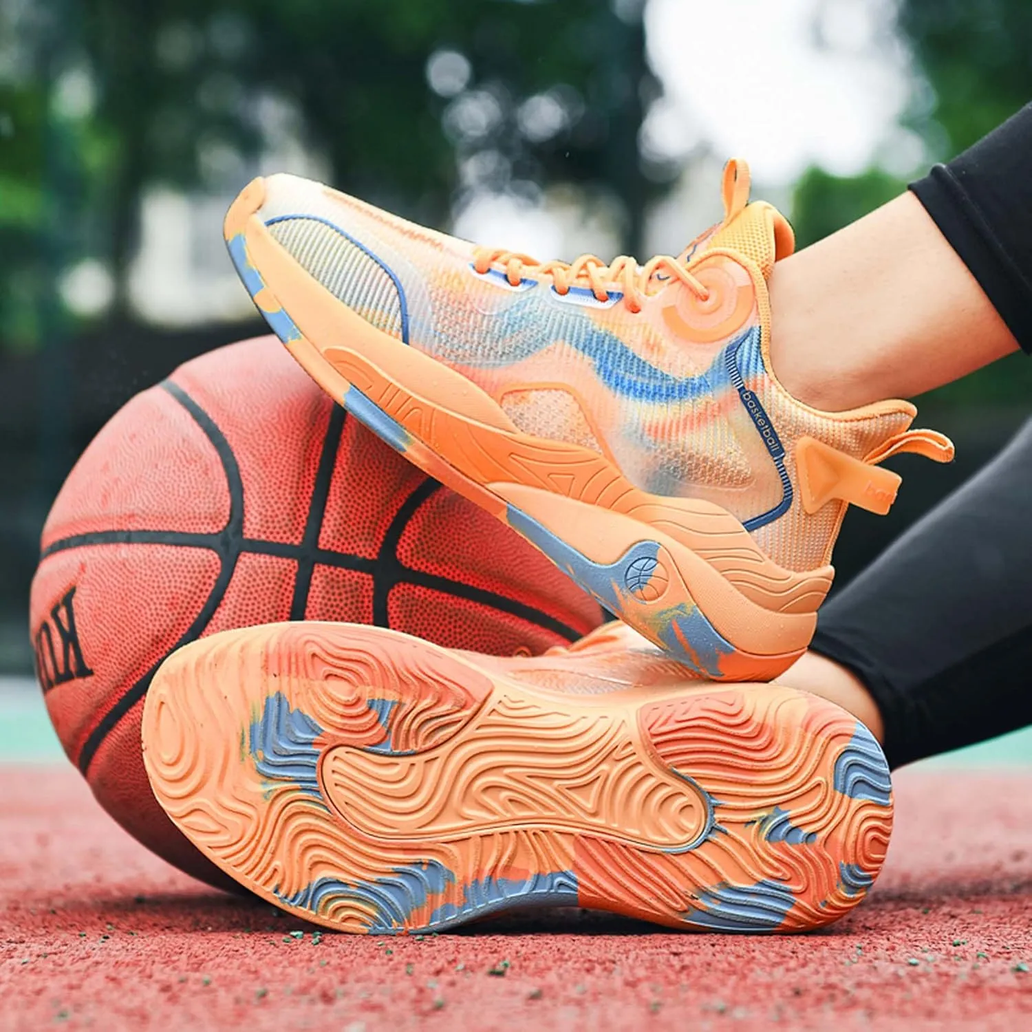 Mens and Womens Lace Up Mid Top Basketball Sneakers High Elasticity Running Shoes Rubber Sole Wear Resistant Walking Shoes Comfortable and Breathable Badminton Shoes Tennis Shoes Cross Training Shoes