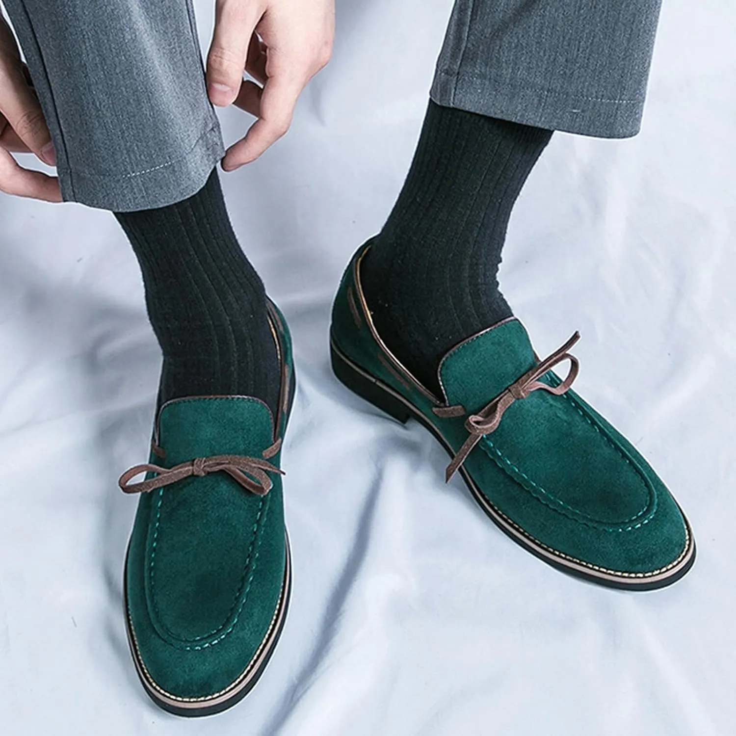 Men's Suede Bow Low Block Heel Business Dress Loafers Classic Comfortable Tassels Slip On Casual Chunky Heel Loafers for Driving Party Work