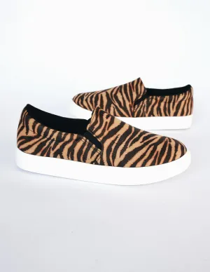 REIGN SUPREME SNEAKER - Tiger