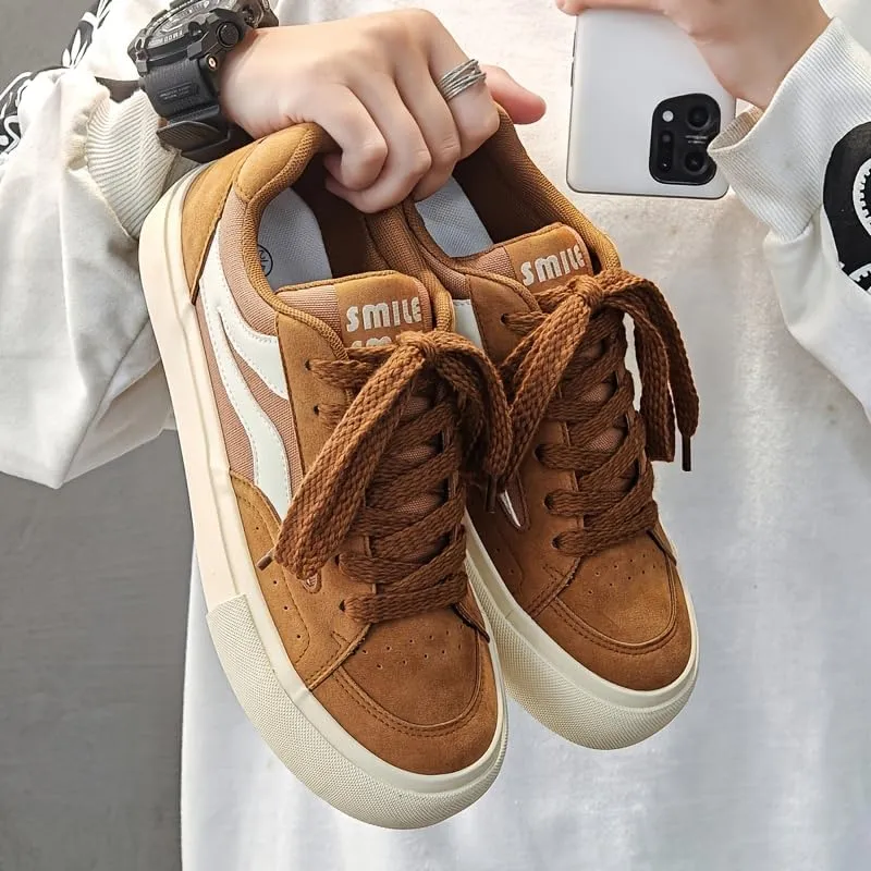 Retro Sports-Style Men's Skate Shoes, Suitable for All Seasons and Versatile for Casual and Daily wear.