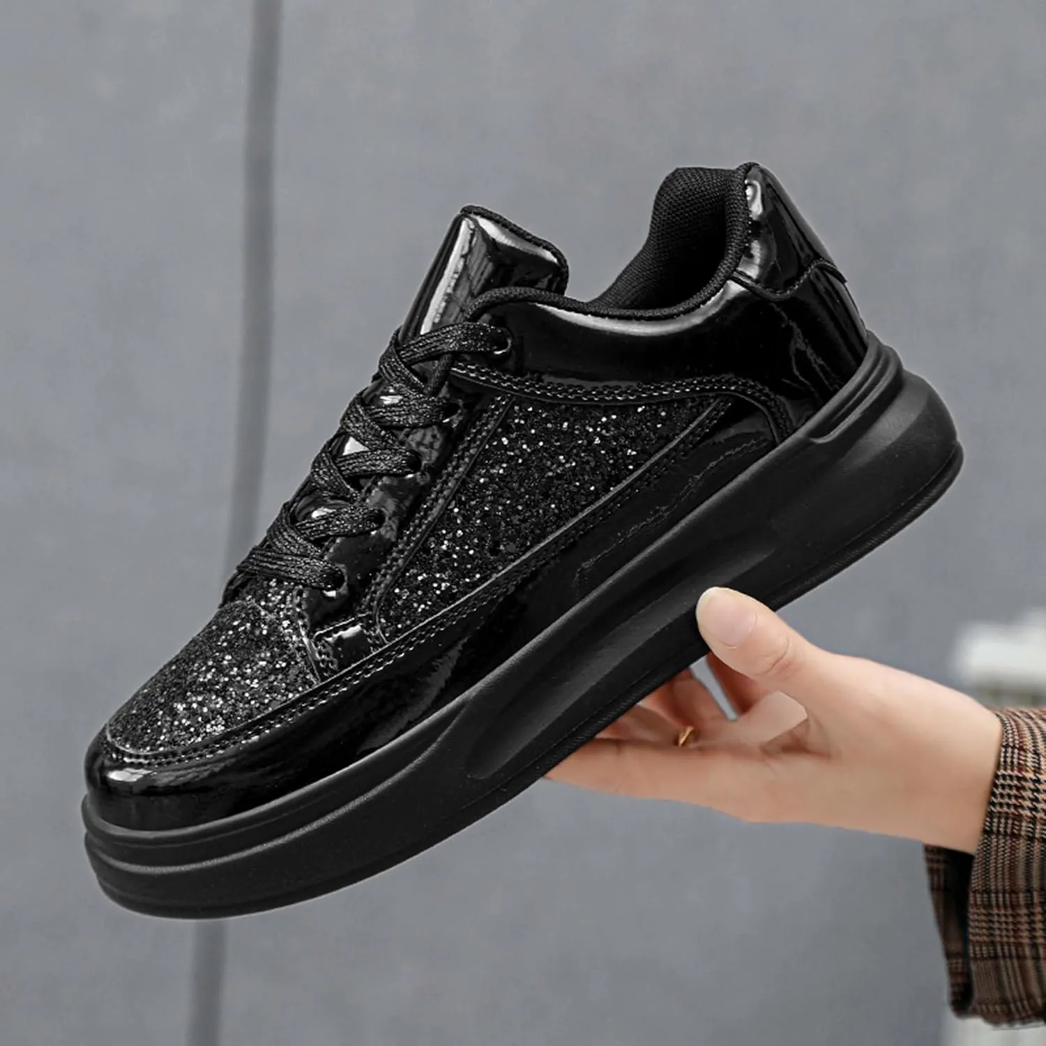 Women's Fashion Tablet Sports Skateboarding Shoes Lace up Tennis Shoes Comfortable Walking Sports Shoes