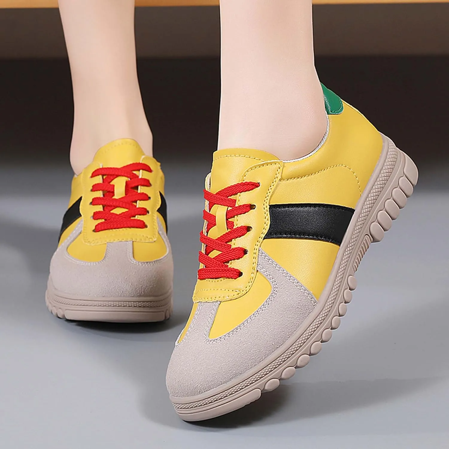 Women's Five Colored Lace Up Low Cut Skateboard Shoes, Anti Slip, Wear-Resistant, Soft Sports Shoes, Fashionable Short Distance Running Shoes, Winter Breathable Casual Shoes