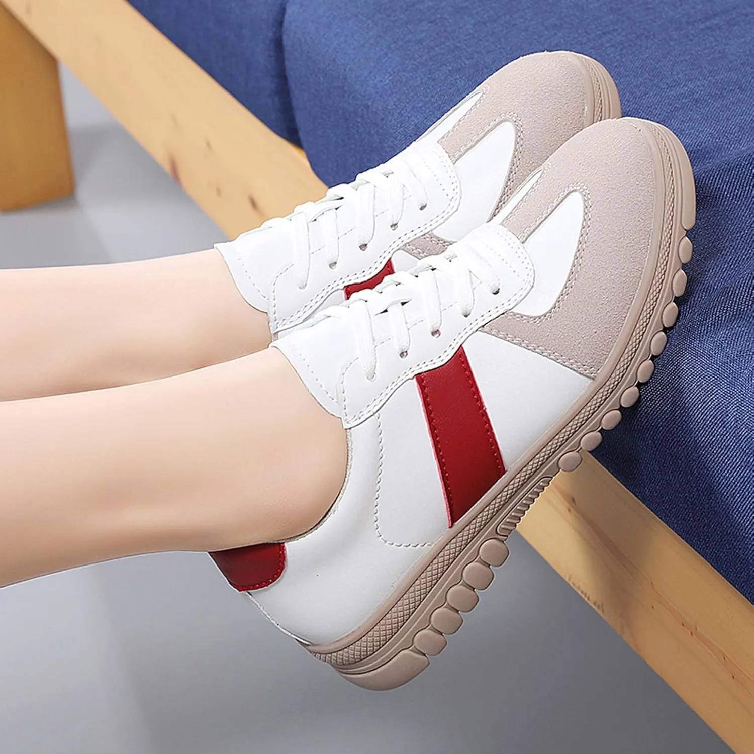 Women's Five Colored Lace Up Low Cut Skateboard Shoes, Anti Slip, Wear-Resistant, Soft Sports Shoes, Fashionable Short Distance Running Shoes, Winter Breathable Casual Shoes