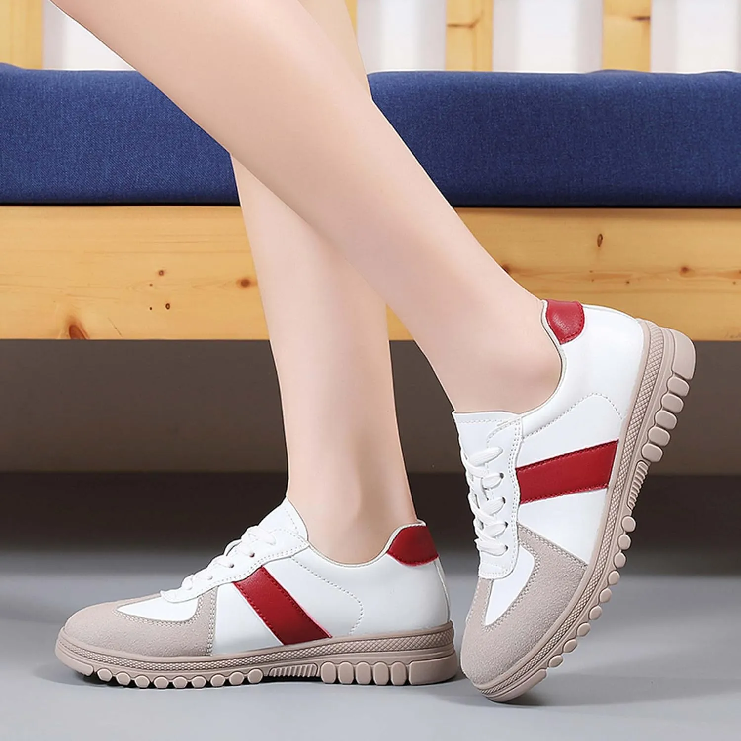 Women's Five Colored Lace Up Low Cut Skateboard Shoes, Anti Slip, Wear-Resistant, Soft Sports Shoes, Fashionable Short Distance Running Shoes, Winter Breathable Casual Shoes